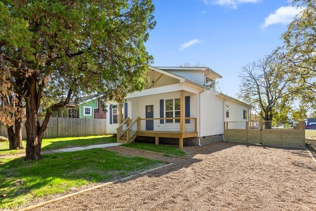 Photo - 2006 E 14th St Unit 2006