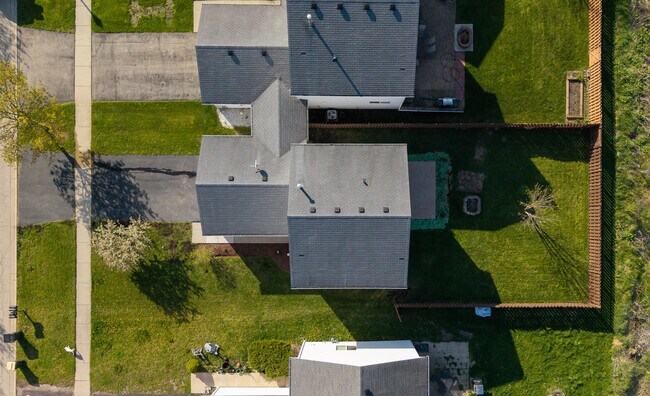 Photo - 276 Norwell Ln