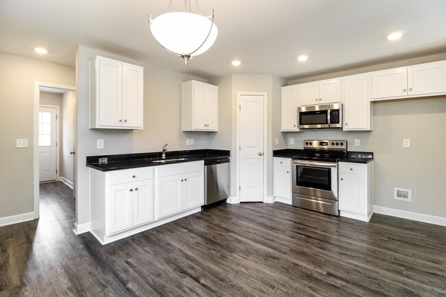 Photo - 1230 Kenly St