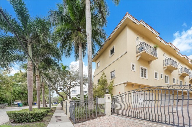 Photo - 2919 Coconut Ave Unidad #4 Rental