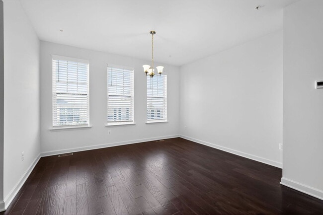 Photo - 9908 Wood Edge Wy