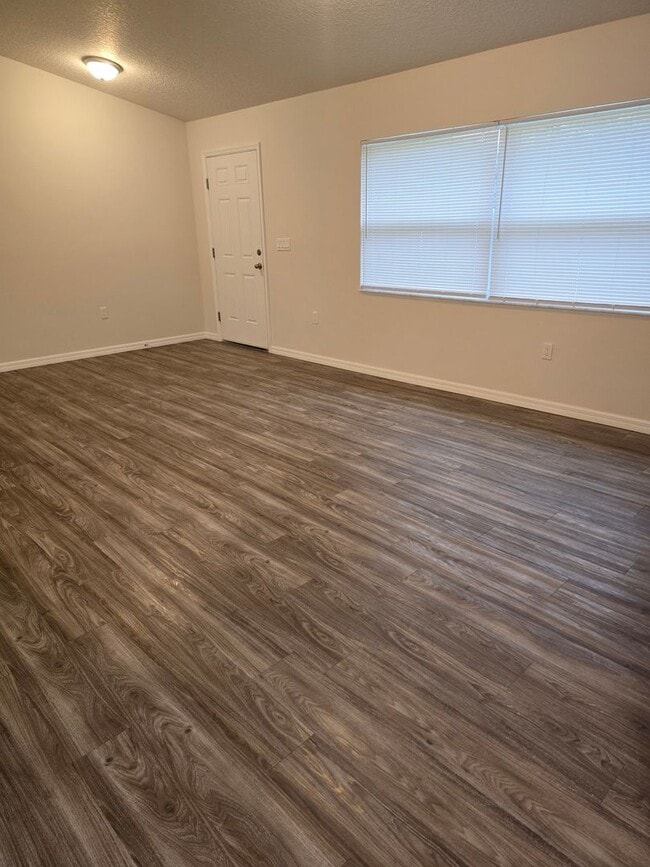 Photo - 3074 W Bedford Ln