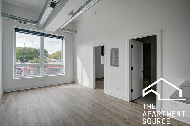 Photo - 4731 N Western Ave Unit 205