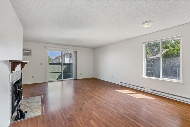 Photo - 6125 N Addison St Unit 6125