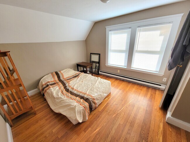 Photo - 61 Madison Ave Unit 3