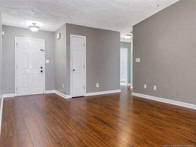 Photo - 2211 Puffin Pl