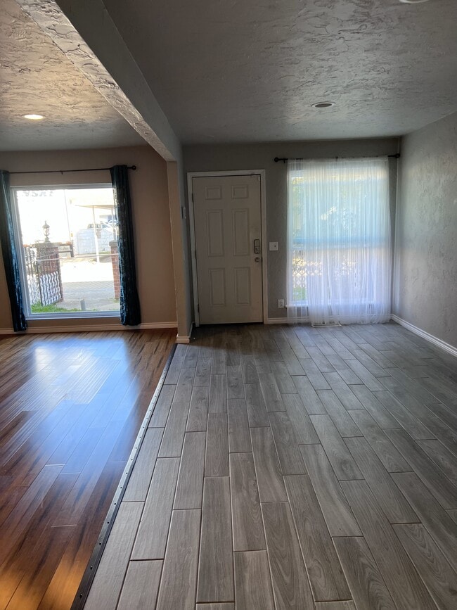 Photo - 2451 NW 38th St