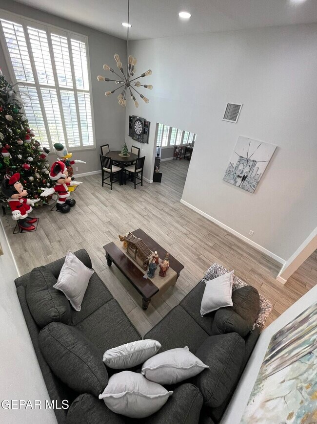 Photo - 10024 Fenway Dr