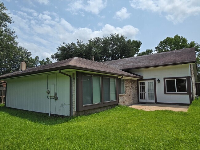 Photo - 3434 Streamside Ln