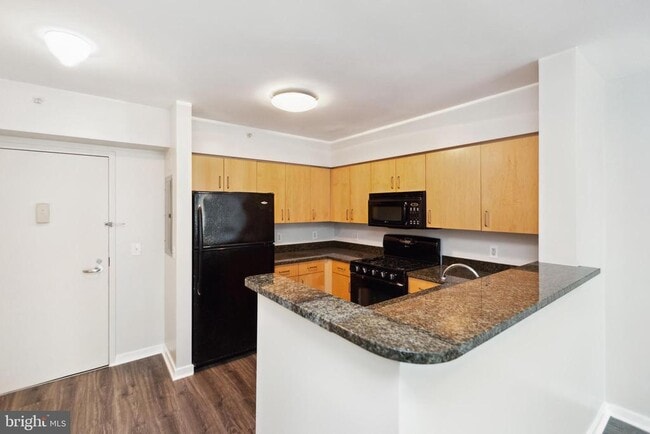 Photo - 1000 New Jersey Ave SE Unit 316