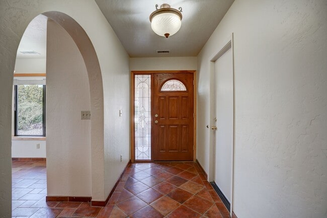 Photo - 5 Bedroom + a Den, 3 Bathroom, 2 Car Garage For Rent in Prescott!