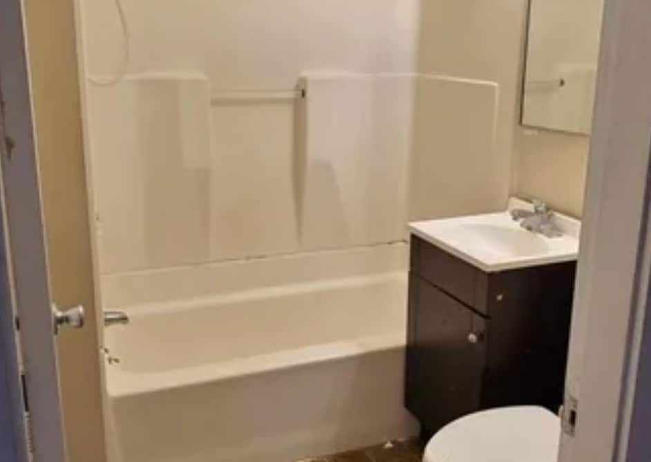 Photo - 139 Stetson St Unit 2