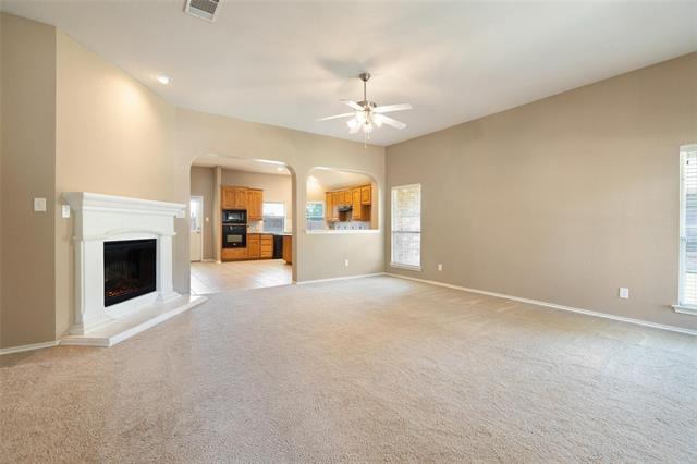 Photo - 5739 Derek Way