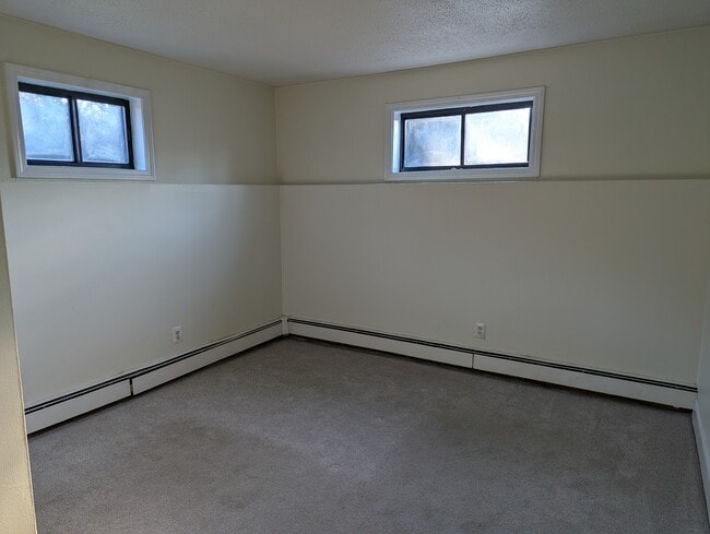 Photo - 108 E Main St Unit 2