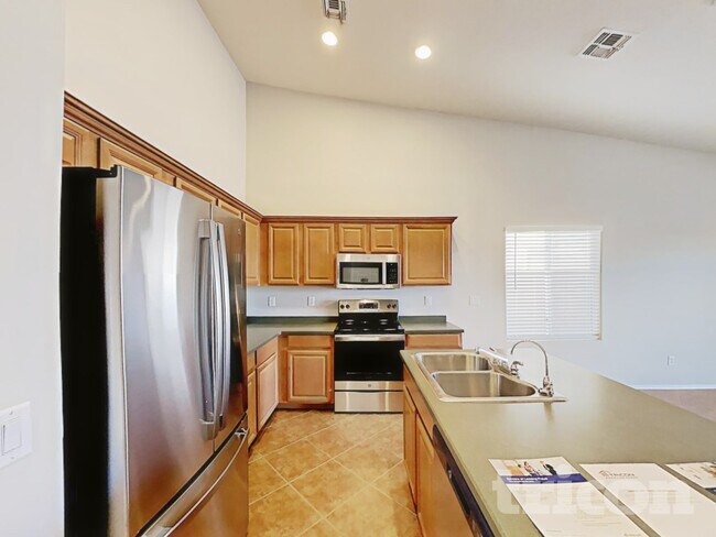 Photo - 41180 W Bravo Dr