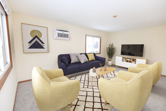 Photo - Colonial Apartments