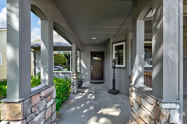 Photo - 4151 N Clearbrook Pl
