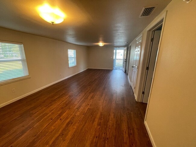 Photo - 2361 Hayes Ave