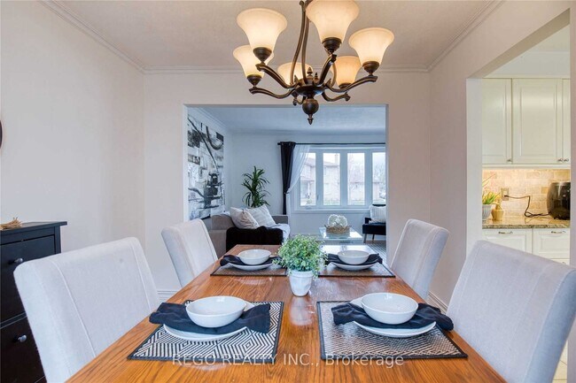 Photo - 2 Pauline Pl Unit Lower