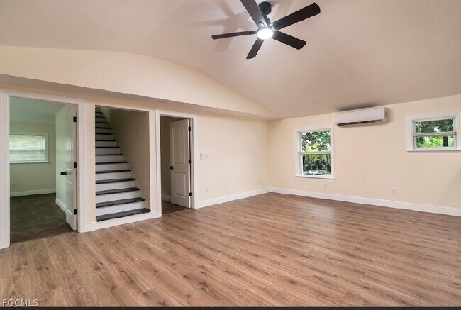 Photo - 5111 Country Lakes Dr