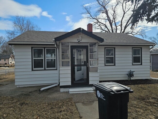 Building Photo - 4501 Browne St