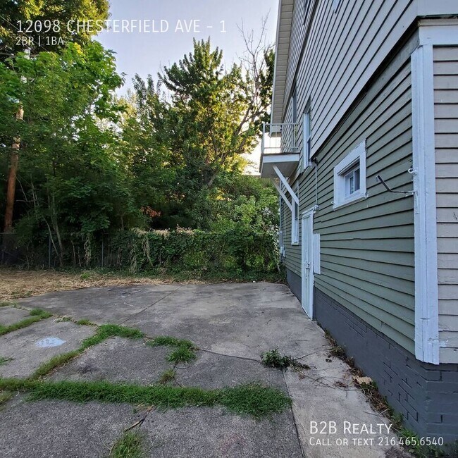 Photo - 12098 Chesterfield Ave Unit 1