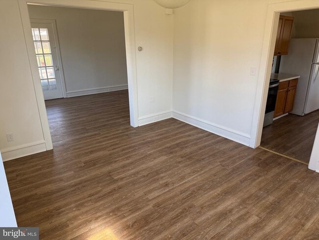 Photo - 3202 Swede Rd