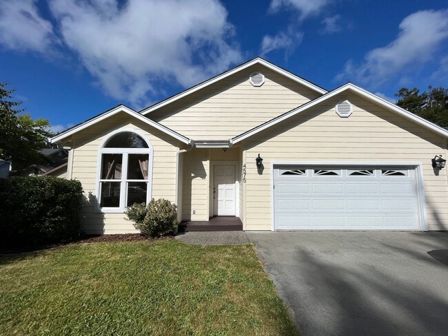 Building Photo - Beautiful 3/2 Located in A Quiet Cul-de-sac!