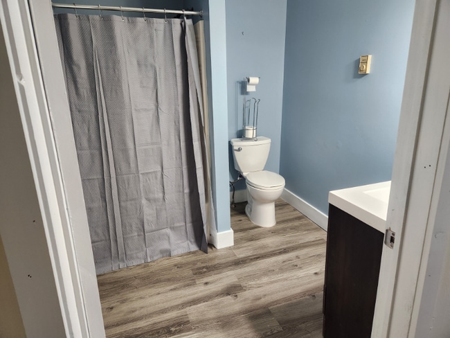 Photo - 17 Shepherd Rd Unit B