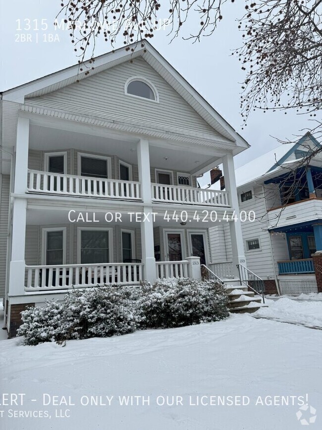 Building Photo - Charming 2-Bedroom Duplex in Prime Lakewoo... Rental