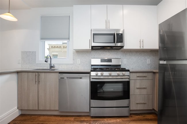 Photo - 76 Bowers St Unit 3