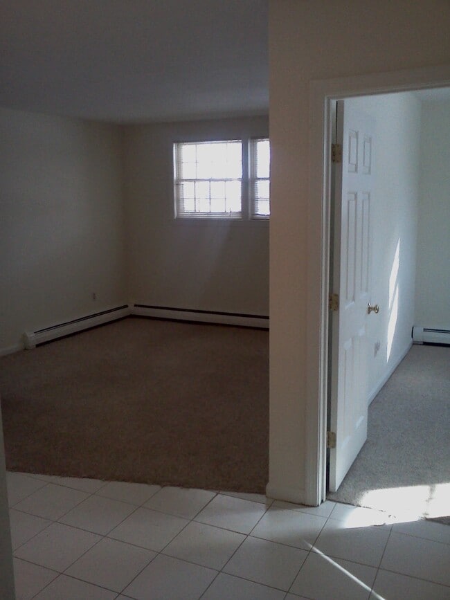 17 Glenwood Ave