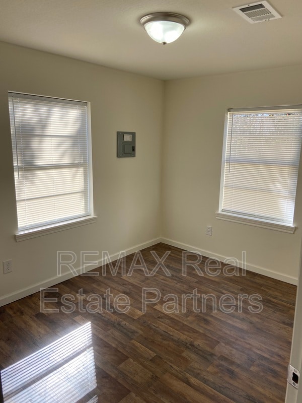 Photo - 124 Stevens St