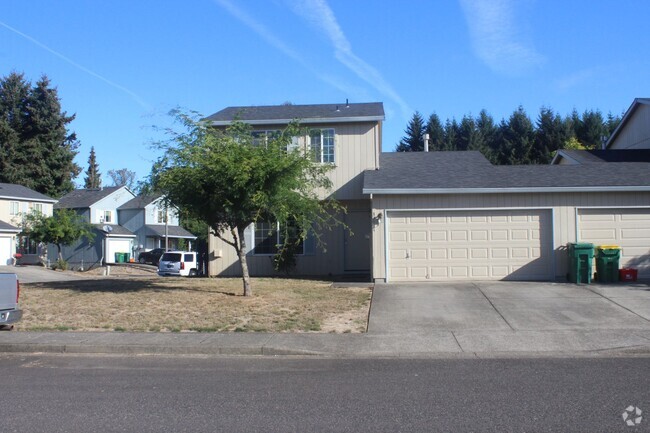 Building Photo - 3 br, 2.5 ba home in quiet Scappoose neigh...