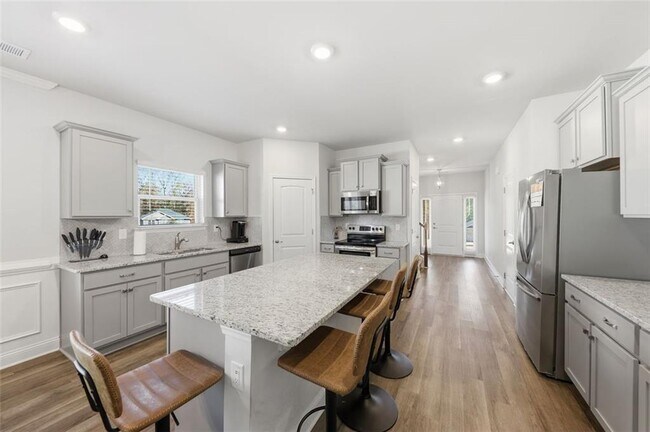 Photo - 1861 Abbey Rd