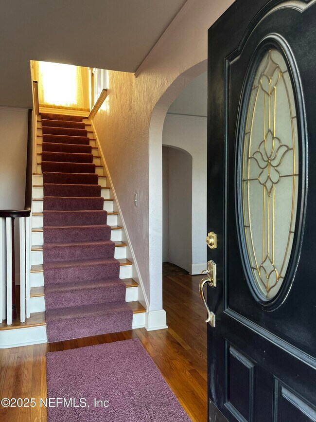 Photo - 1924 Arcadia Pl