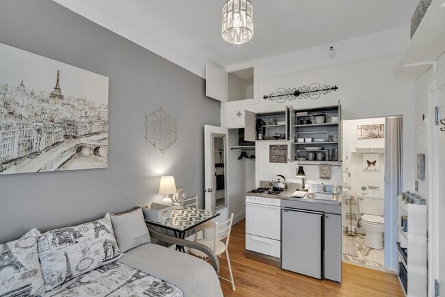 Photo - 295 Commonwealth Ave Unit 8