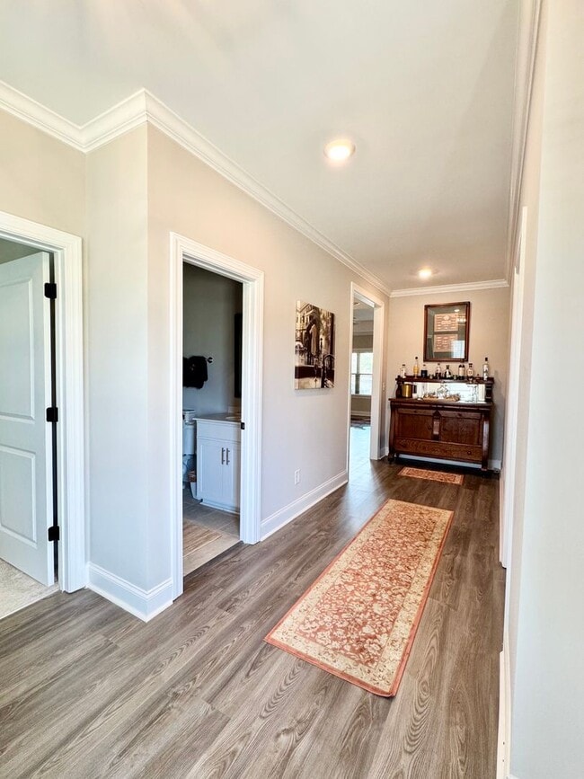 504 Grey Oak Cir