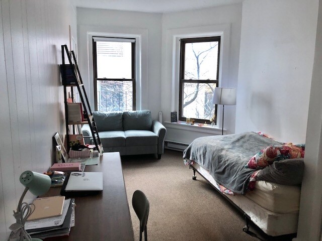 Photo - 248 Newbury St Apartments