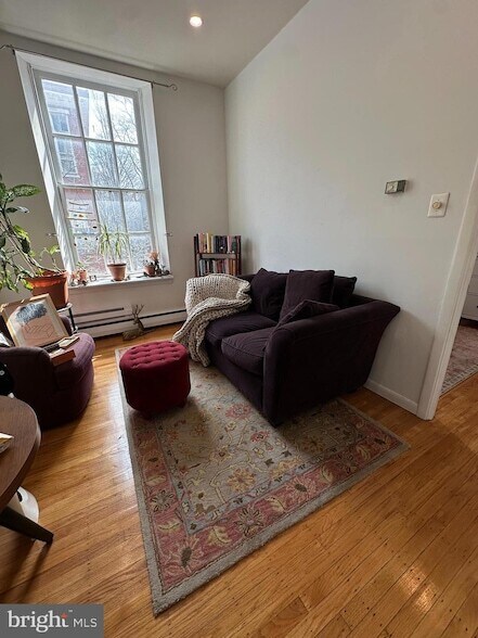 Photo - 322 S 11th St Unidad 6