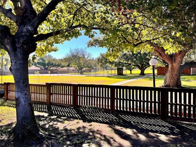 Photo - 15621 Terrace Lawn Cir