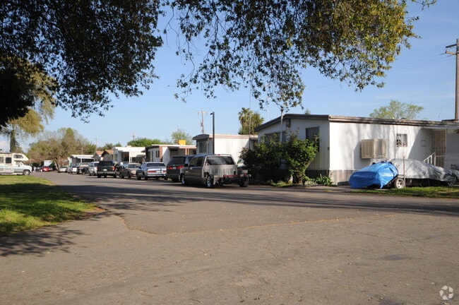 Photo - Twin Cypress Mobile Home Park