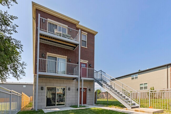 Photo - 4552 S Evans Ave Unit 1