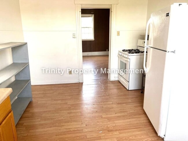 Photo - 2025 1/2 Pride Ave