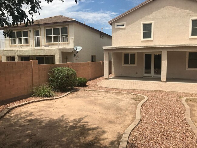 Photo - 18175 W Smokey Dr