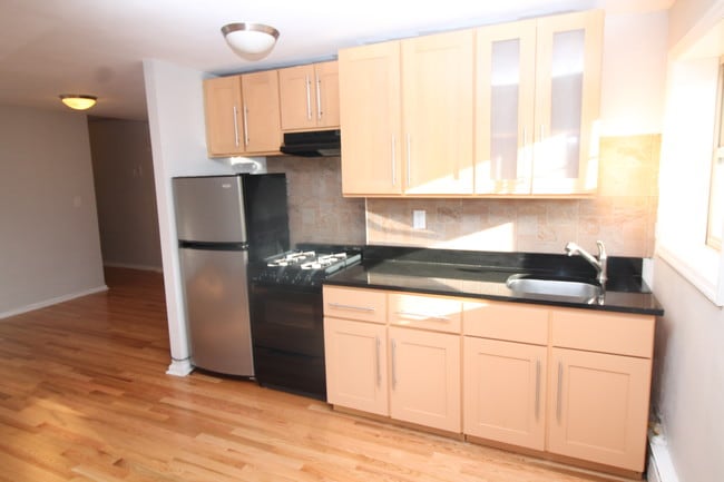 201.918.9573 - 39 Duncan Ave Unidad 6B