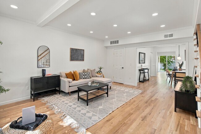314 Elmwood Ave
