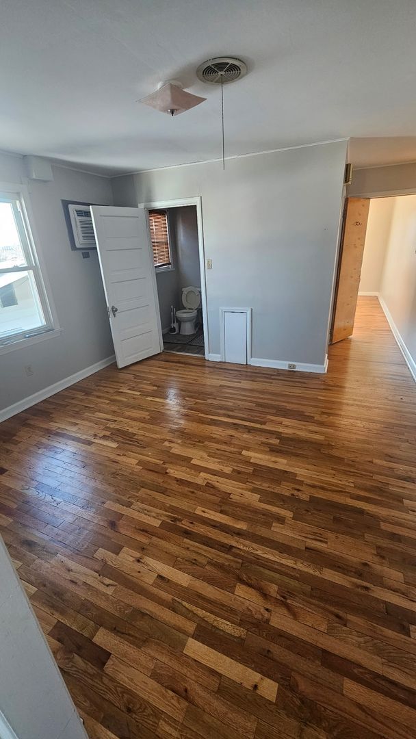 Photo - 1701 E Greenleaf St Unidad Apt# 2