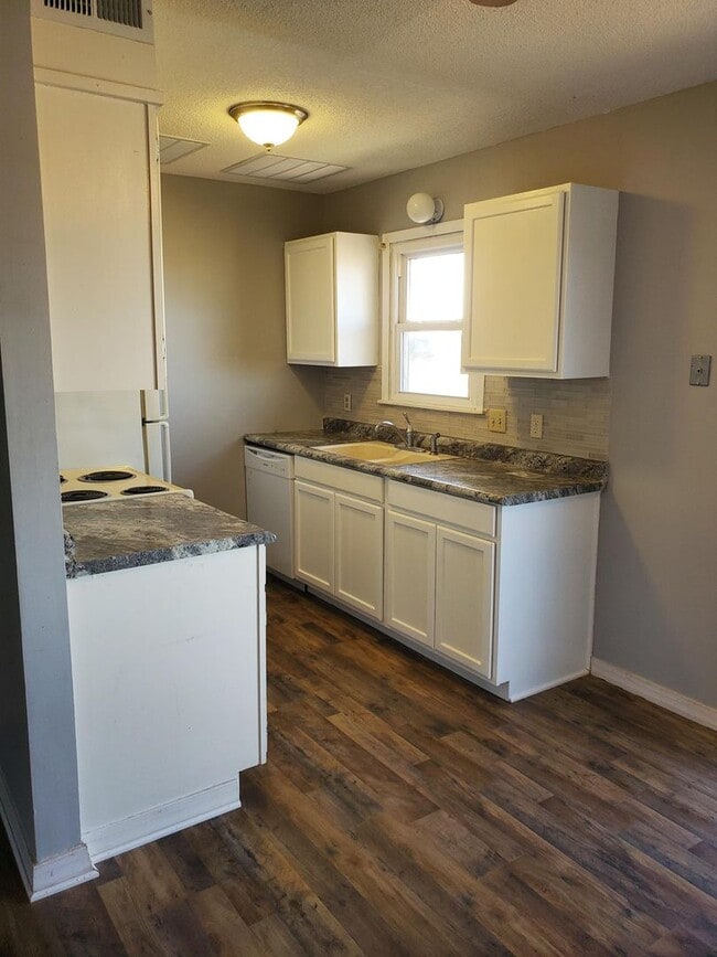 Photo - 1441 N Smith Ct Apartment Unit 1441 N. Smith Ct #4