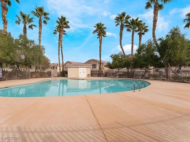 Photo - 3212 Regal Swan Pl